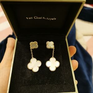 vca style flower earrings